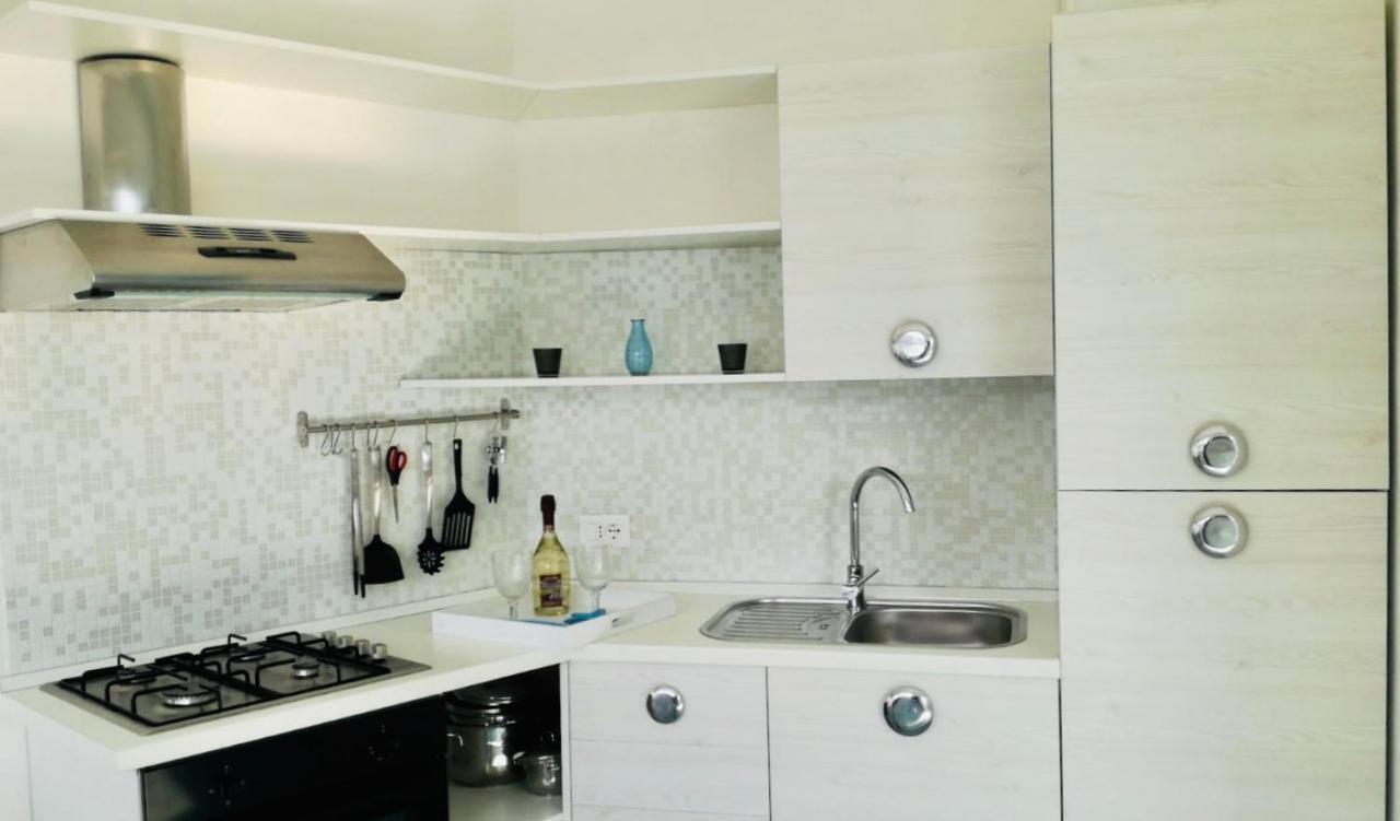 Apartamento Azzurra Saló Exterior foto
